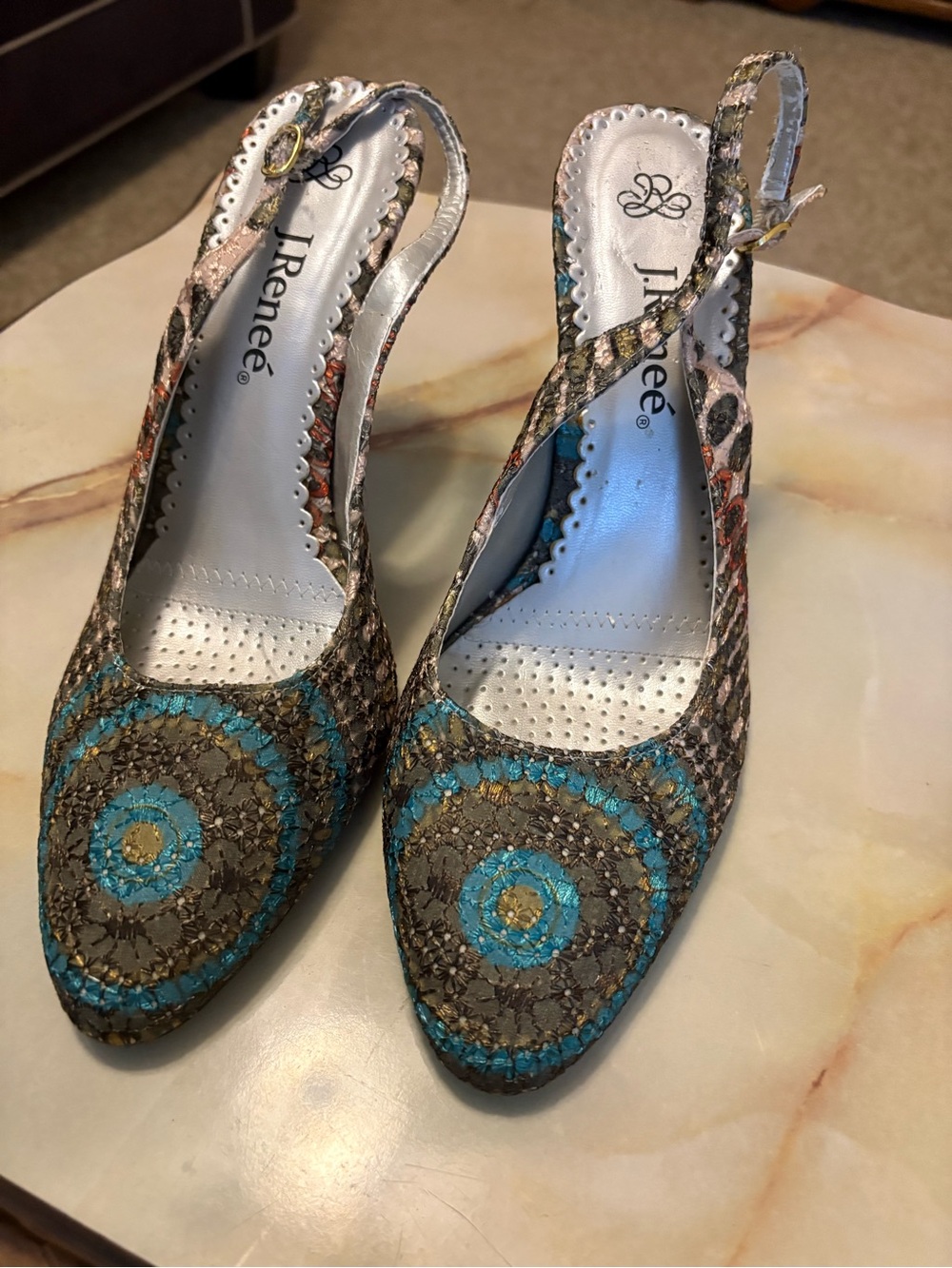 J. Renee' Stunning Gorgeous Camelia Fabric Turquoise Brown Tan Heels 11 M